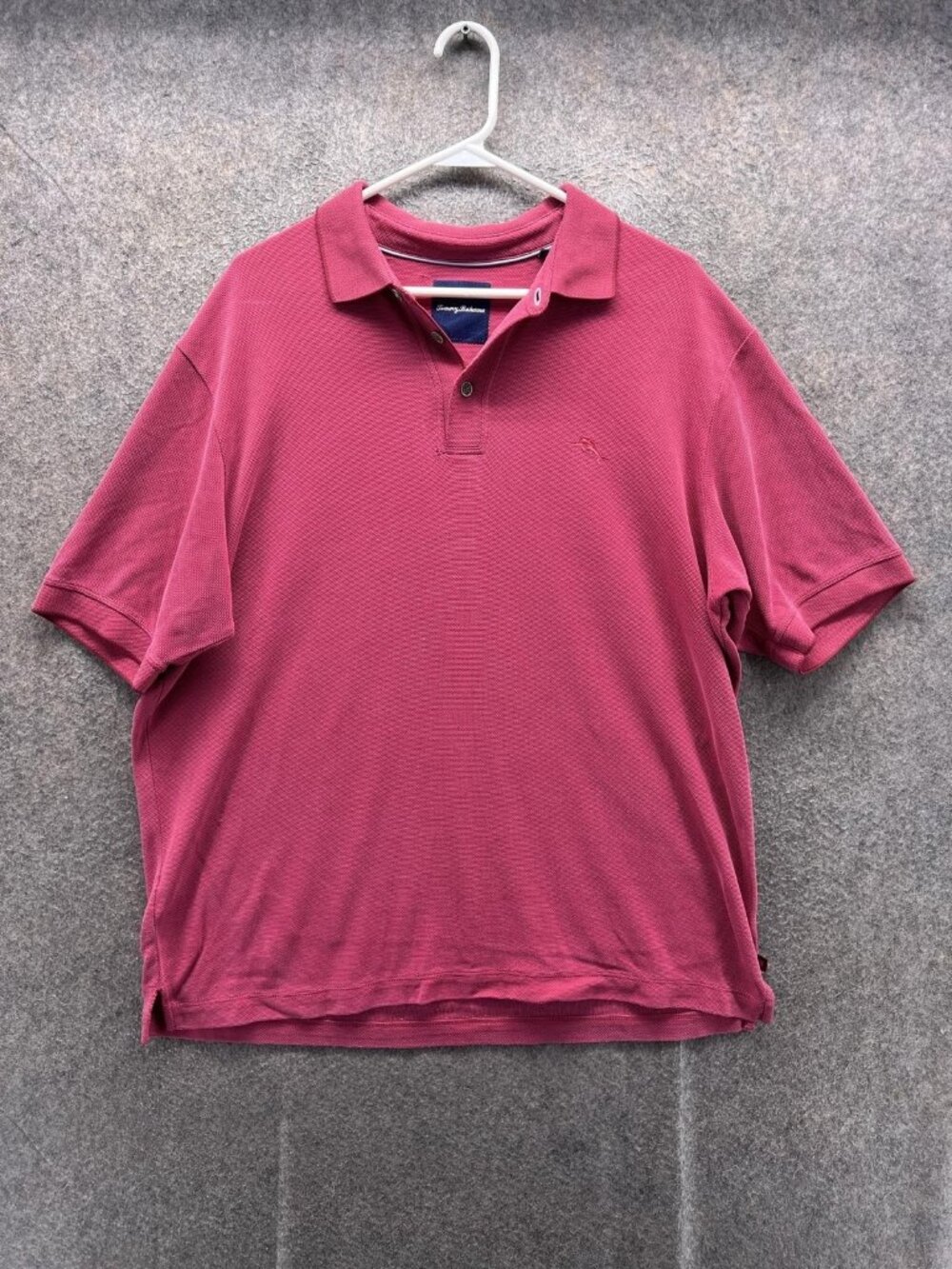 Tommy Bahama Polo Shirt Men Large Pink Solid Polyester Knit Casual Logo